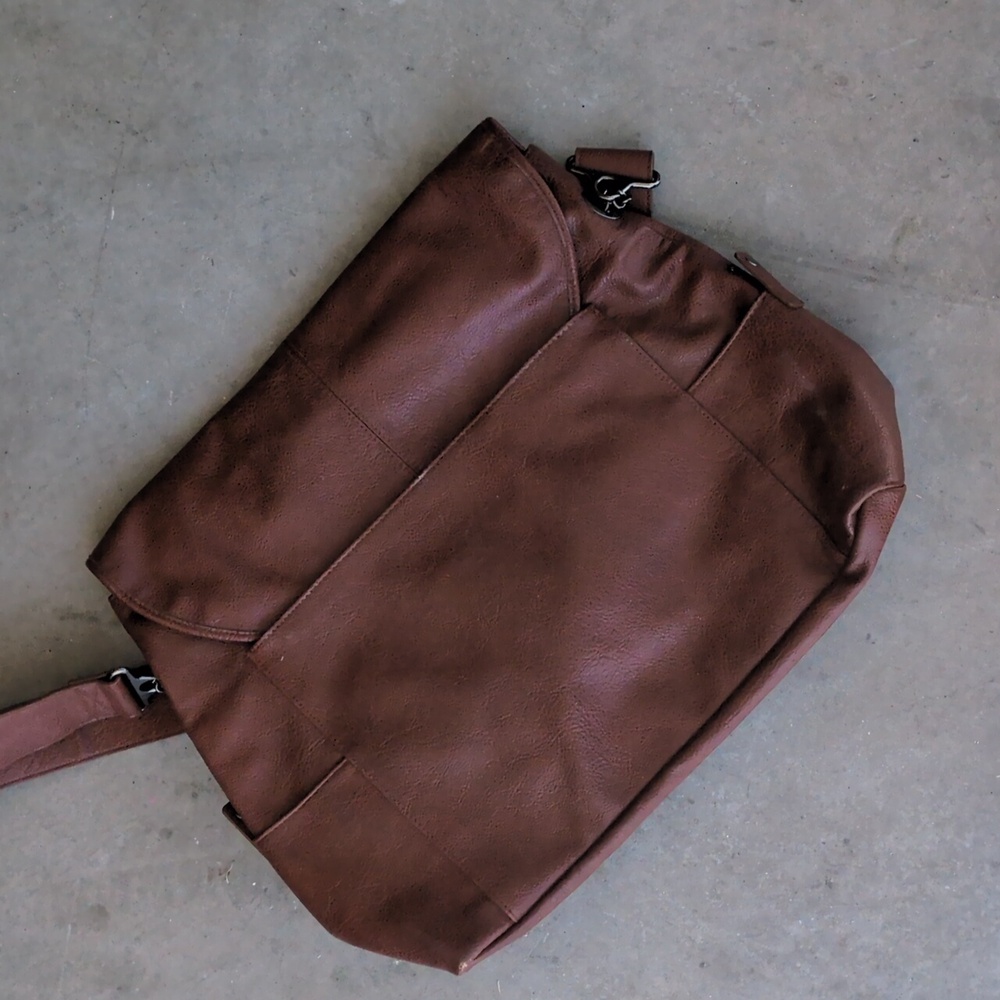 MICHE Brown Leather Travel Messenger Bag - Picture 4 of 4